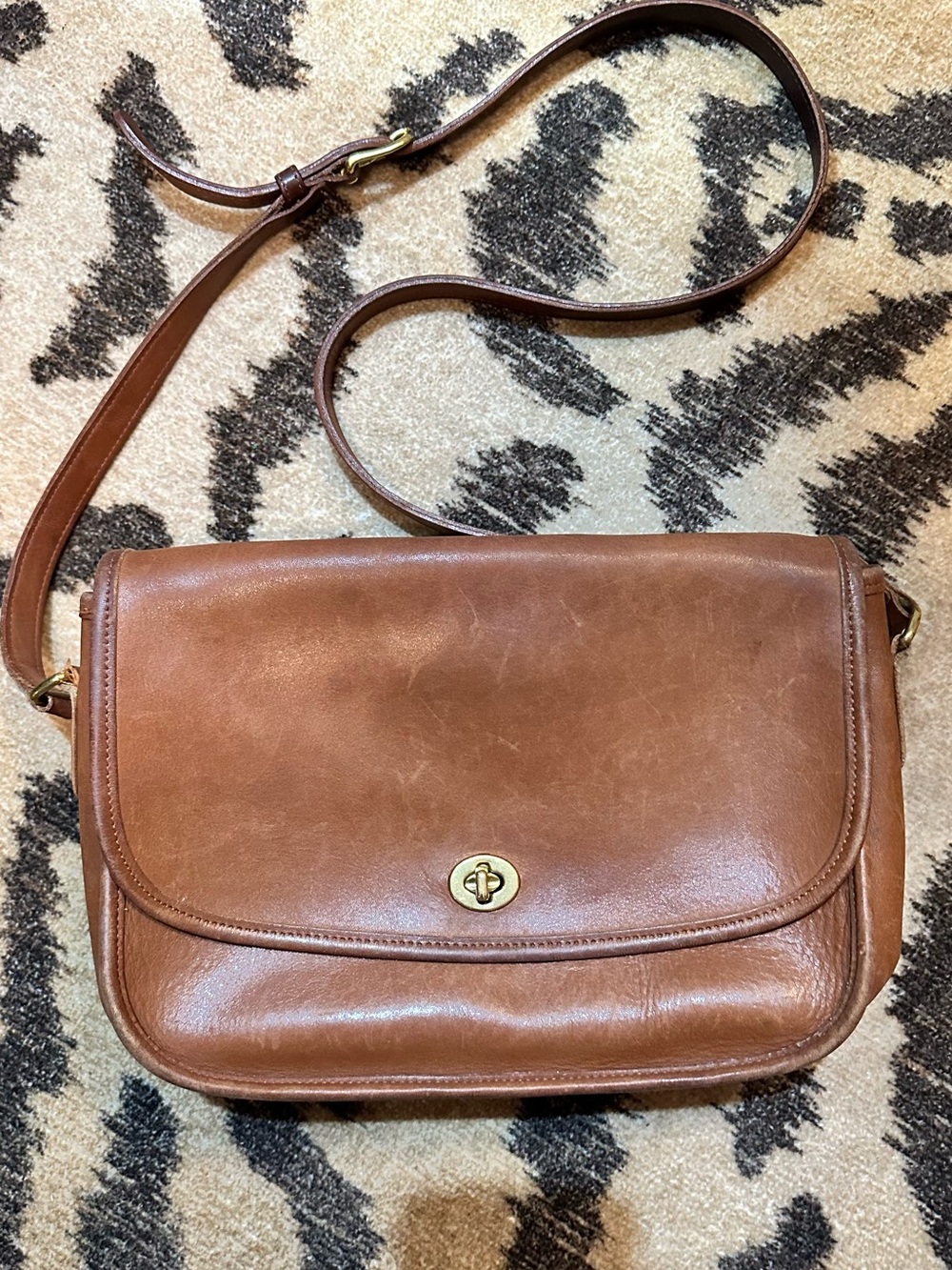 90’s Coach city bag crossbody vintage